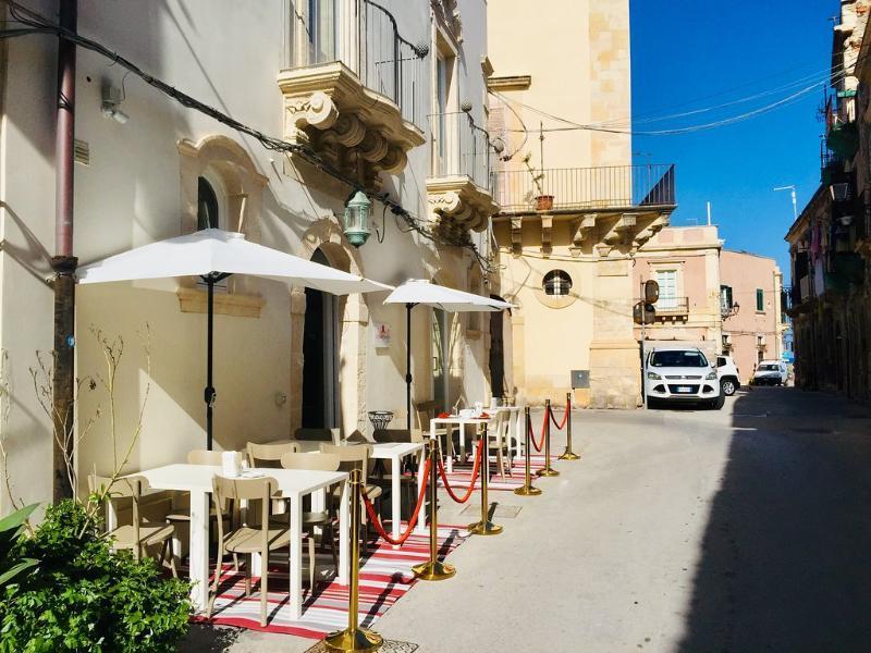 Re Federico Boutique Hotel Syracuse Екстер'єр фото